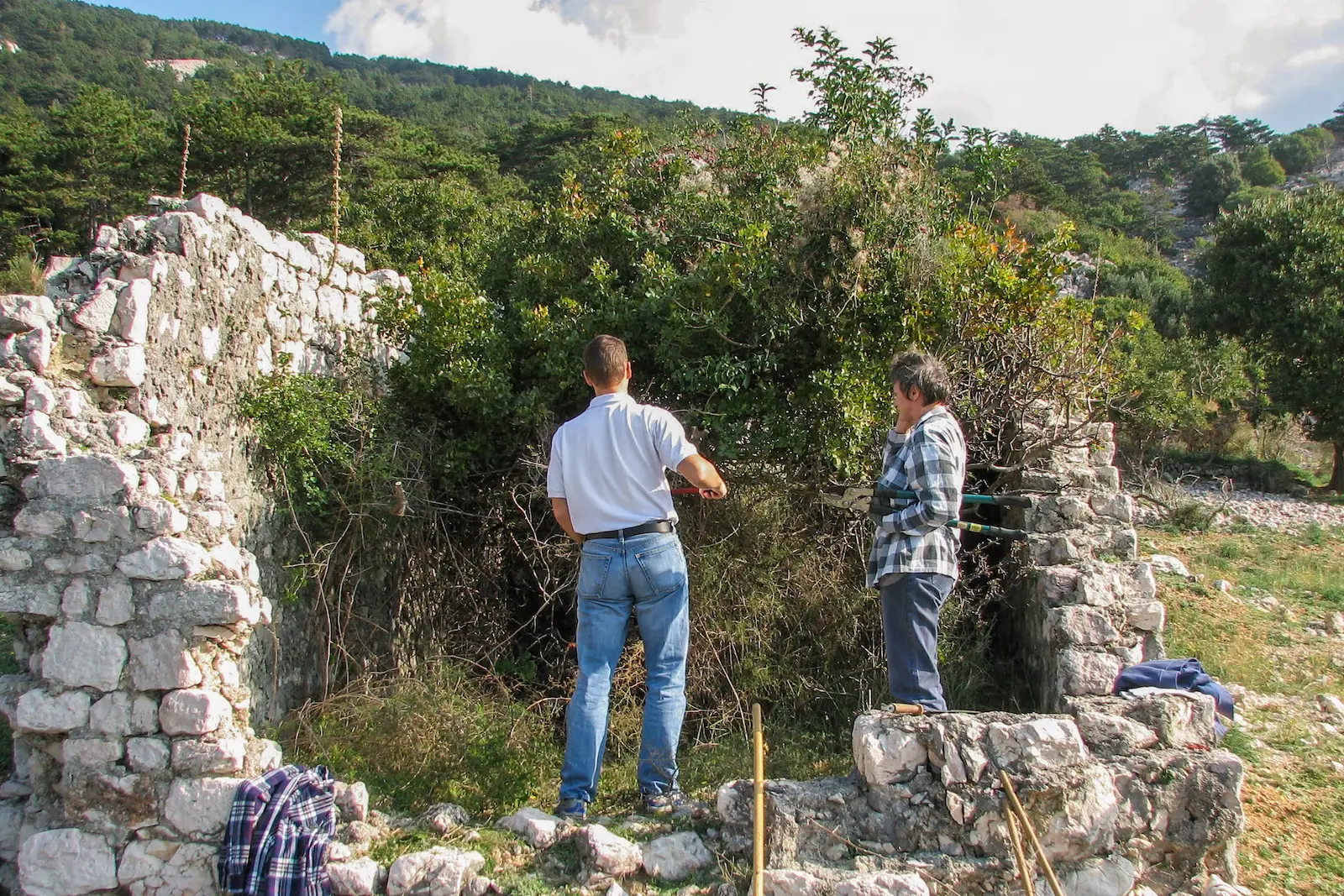Stari kaštel Baška – čišćenje šireg područja